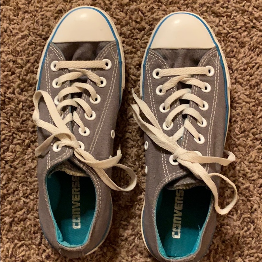 Grey Converse!
